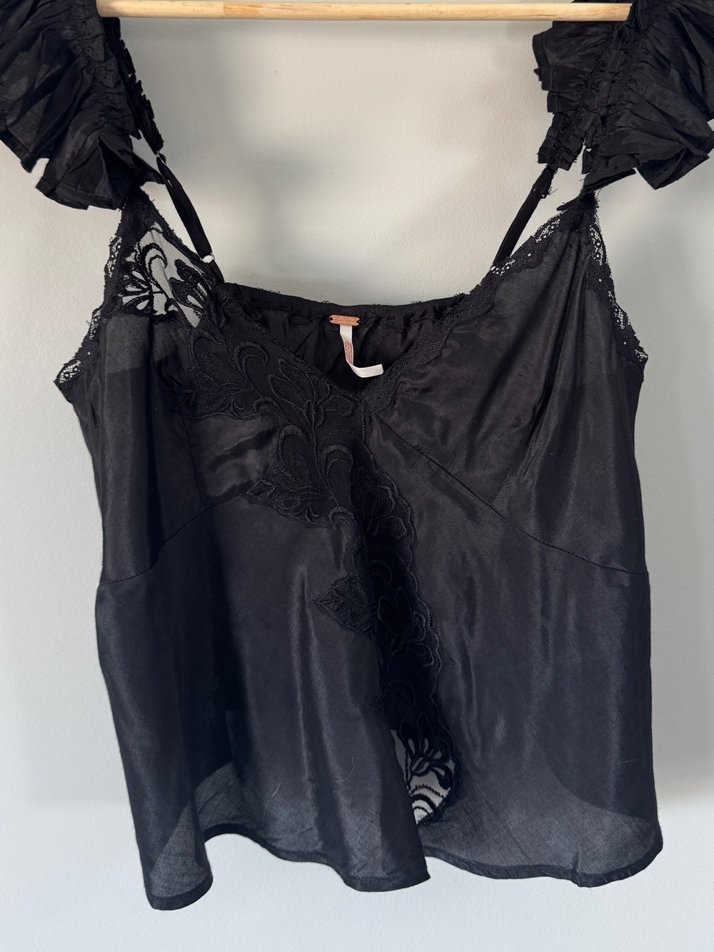 Free People Harmony Lace Ruffle Strap Tank Top Lace panel Black Small - Picture 4 of 12